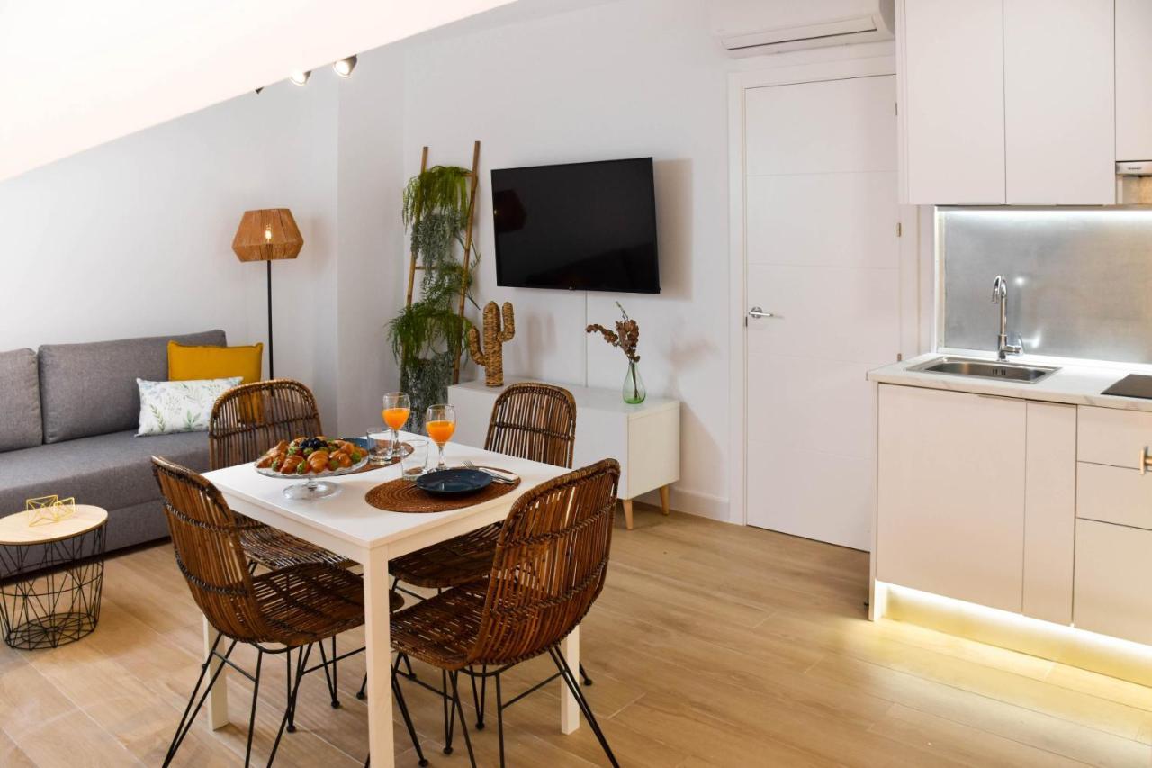 Holidays2Malaga Trinidad Renovated 1 Bedroom Penthouse Close To City Center Εξωτερικό φωτογραφία